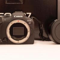 Canon EOS R7 + Adattatore EF-EOS R