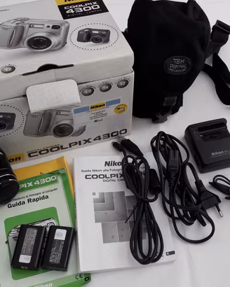 Nikon Coolpix 4300 4MP Vintage Digital Camera