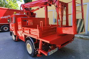 Camion OM cestello 11m patente (B