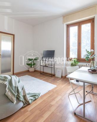 TRILOCALE DA RISTRUTTURARE CON BALCONE