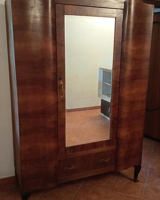 mobile d' antiquariato 