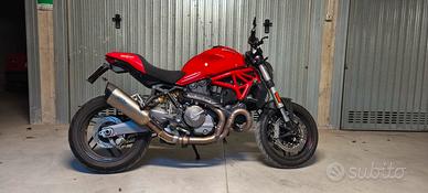 Ducati Monster 821 