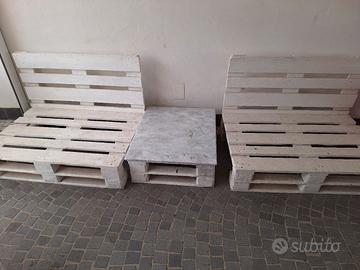 2 Panchine + tavolo  pedane Epal + cuscini
