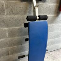 Panca curva per addominali