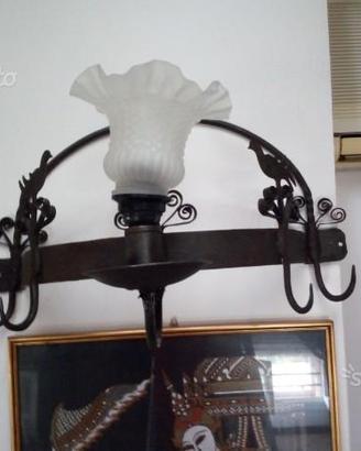 Originale antico lampadario