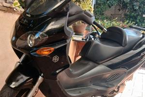 SCOOTER PIAGGIO X9
