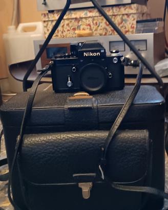 Nikon F2 