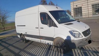 Mercedes sprinter 318