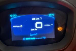 Vespa gts 300 del 2023