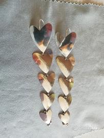 ORECCHINI PENDENTI MOTIVO CUORE