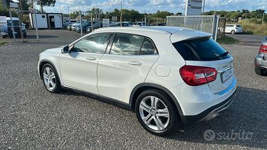Mercedes-benz GLA 200 d Automatic Premium