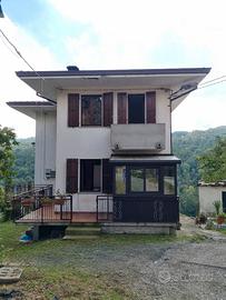Ecocasa in Montagna + Terreni Boschivi