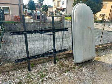Barre portatutto e baule da tetto per auto