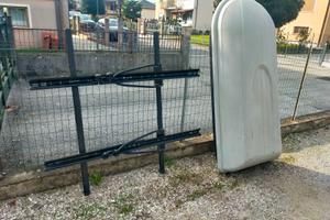 Barre portatutto e baule da tetto per auto