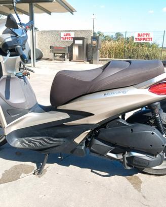 Piaggio Beverly 300hpe