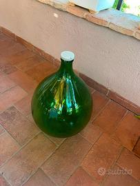 Damigiana vintage Villani in vetro verde con rives