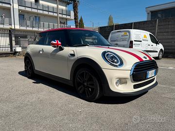Mini Cooper D 2018 automatica neopatentati