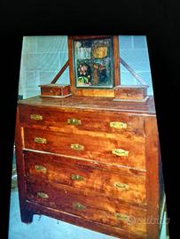 Cassettiera con Specchiera