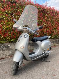 Vespa 150 ET4