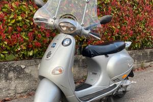 Vespa 150 ET4