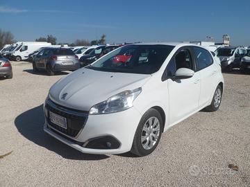 Peugeot 208 van