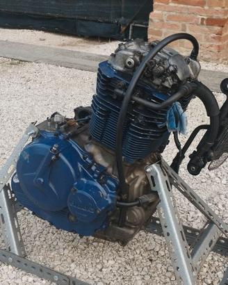Motore Suzuki DR BIG 750 - DR BIG ENGINE