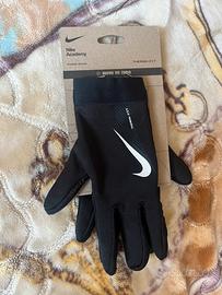 Guanti nike