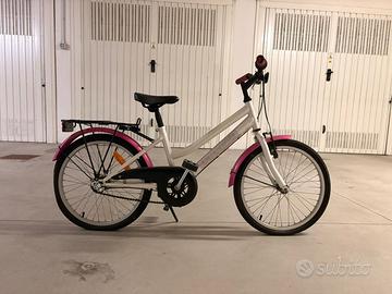 BICI CITY BIPRIDER 24" BAMBINA/RAGAZZA POUF