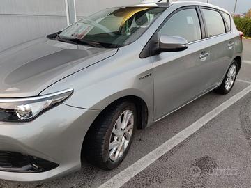Toyota auris Hybrid