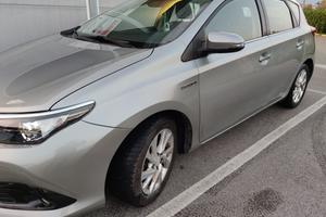 Toyota auris Hybrid