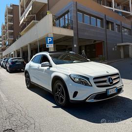 Mercedes-Benz GLA 220 D 4 Matic Automatic Premium