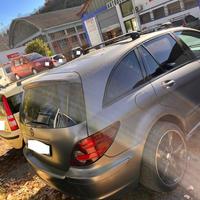 Vari pezzi di ricambio mercedes classe r