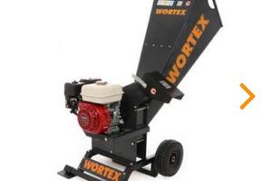 Biotrituratore vortex e trattorino falciaerba