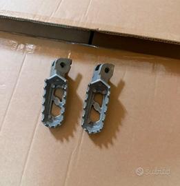 Pedane Multistrada V2S