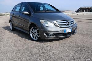 Mercedes classe b200 sport