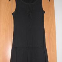 Abitino nero con frappa TEZENIS