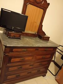 stupendo comò con specchio e marmo 