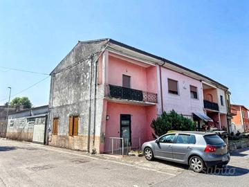 Immobile in asta di 91 m² con 1 locale a Zevio