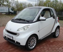 SMART ForTwo 1000 52 kW coupé limited two