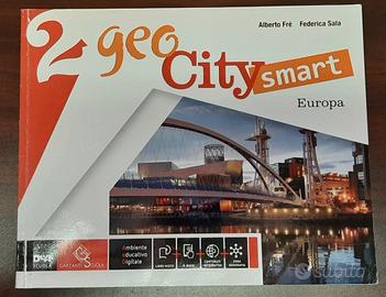 Libro scolastico per Scuola Media. 