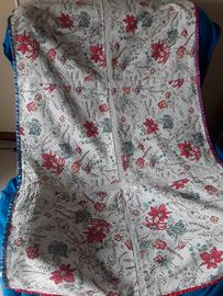 copritavolo con inserto pizzo 
