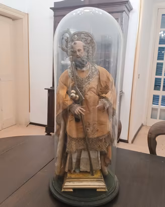 Statua san Nicola Bari 