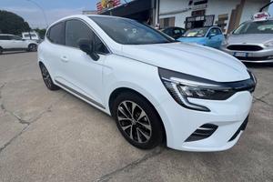 Renault Clio Full Hybrid E-Tech 145 CV 5 porte Evo
