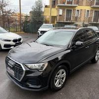 AUDI Q3 35 TDI quattro S tronic Business Advance