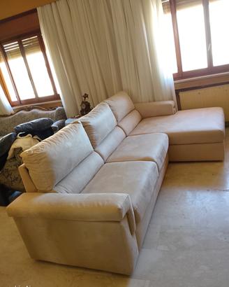 Divano letto contenitore Poltrone e Sofà 