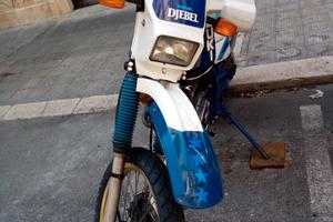 Suzuki DR 600 - 1987