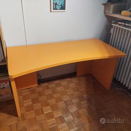  scrivania arancione  150x72x75