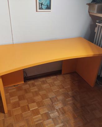  scrivania arancione  150x72x75