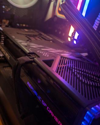 Rtx 4080 Asus rog 16 GB 
