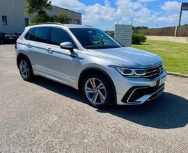VOLKSWAGEN Tiguan R-Line 2.0 TDI 150 CV SCR DSG